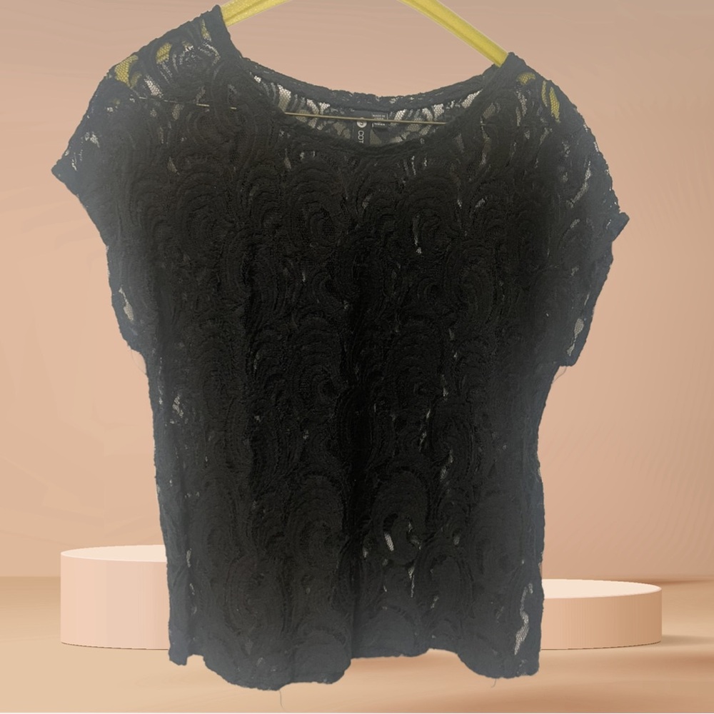 Black lace top!